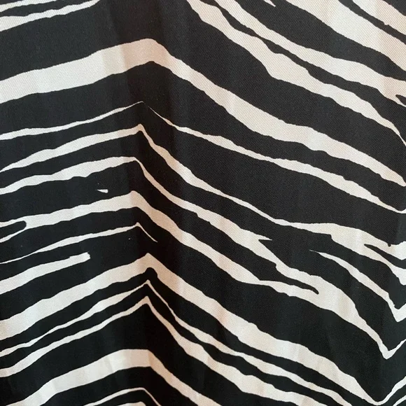 SOLD - Zara Animal Zebra Print Floaty Contrast Dress - Picture 6 of 9